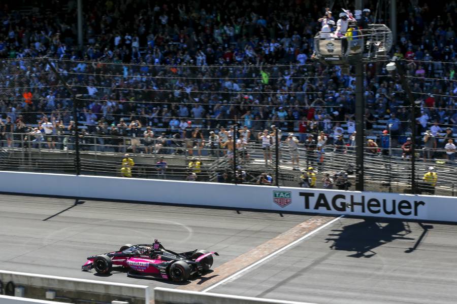 Helio Castroneves Celebrates His Record-tying Fourth Indy 500 Win