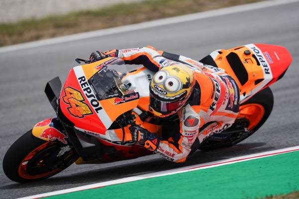 僅差となった初日でポル・エスパルガロが10番手につける