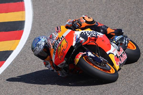 ポル・エスパルガロが5番手、中上貴晶が6番手とQ2ダイレクト進出圏内で初日を終える