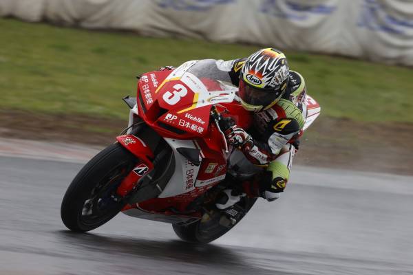 小山知良が僅差の3位で表彰台に登壇