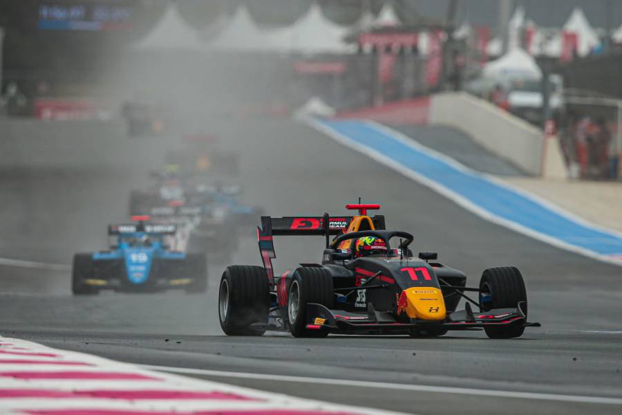 岩佐、ウエットのレース3は7位でフィニッシュ。3連続入賞でランキング12位に浮上