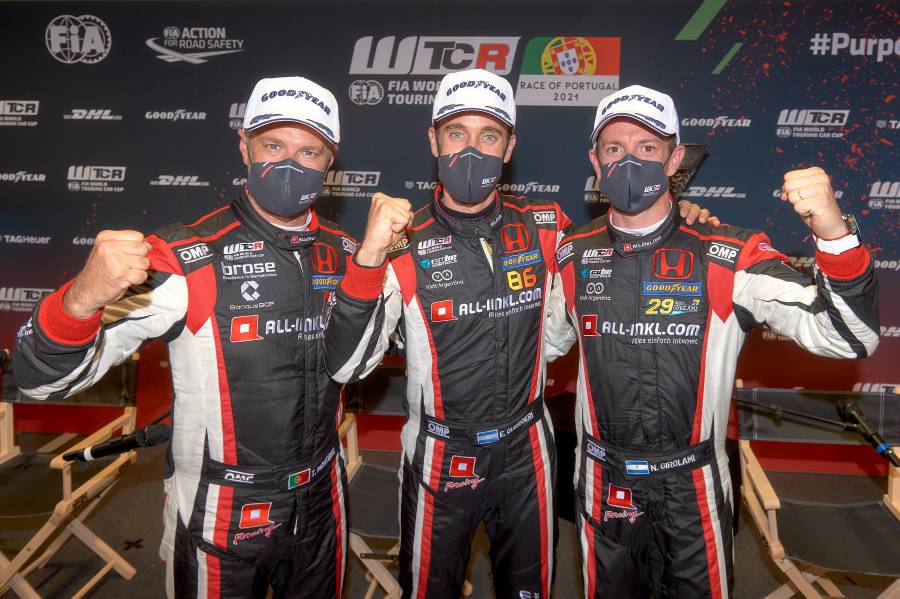 Guerrieri puts Civic Type R TCR on pole in qualifying at Estoril