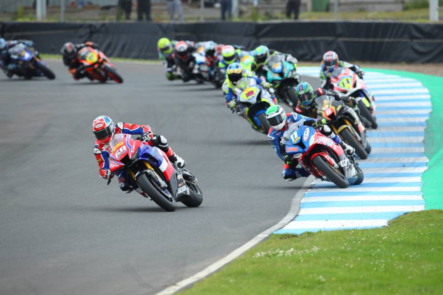 Solid weekend of points for Tom Neave at Knockhill