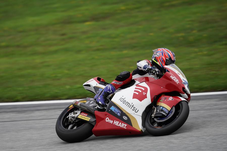 Ogura Battles for Podium and Rides Fastest Lap