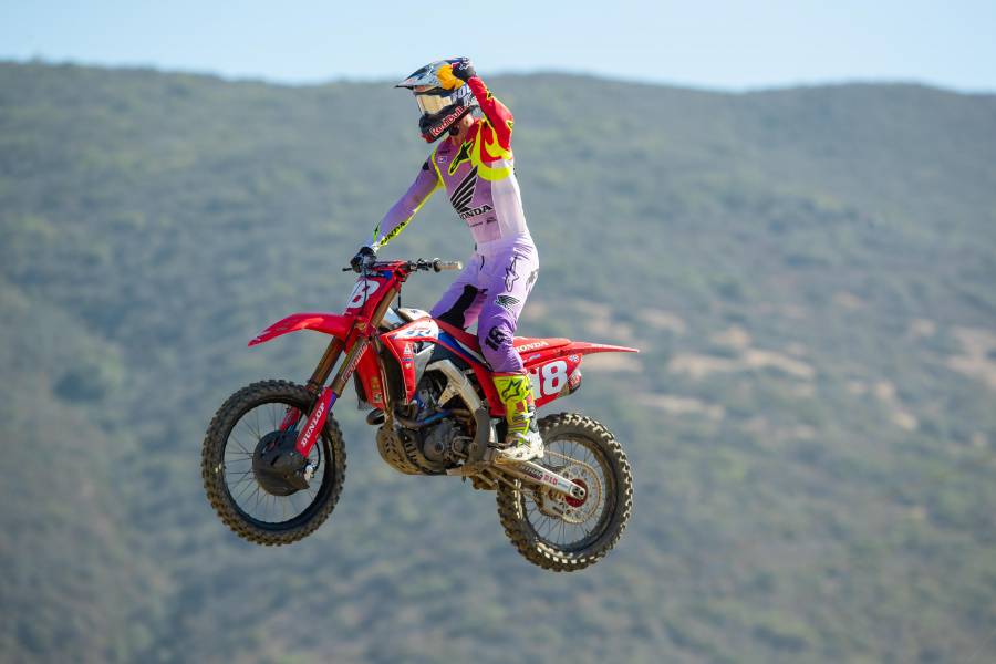 Second Straight Moto Sweep for Lawrence, at Fox Raceway National