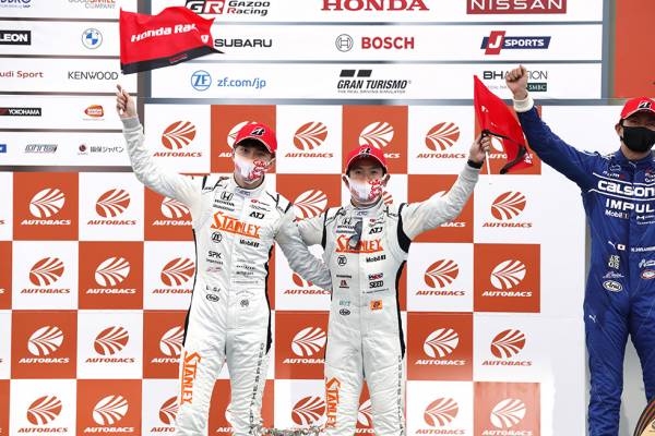 STANLEY NSX-GT Second, Astemo NSX-GT Third at SUGO