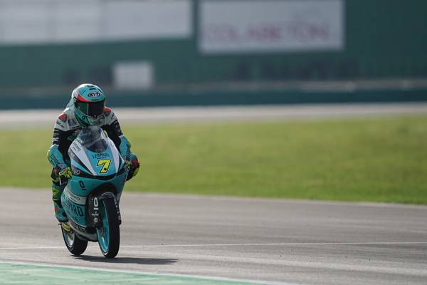 ホームGPのデニス・フォッジャが初日トップ