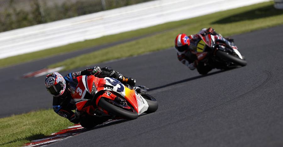 濱原が2位、亀井が3位で表彰台を獲得