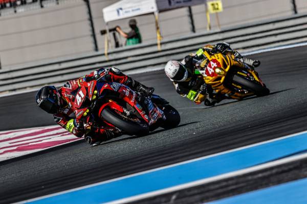 ボルドール24時間耐久レースでRAC41-CHROMEBURNERがスーパーストッククラスを2位でフィニッシュ、総合4位