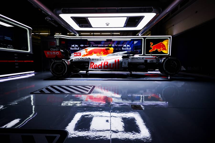 The Story Behind The RB16B's New Look - Yamamoto-san