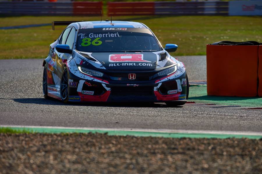 予選戦略が奏功し、グエリエリ、ジロラミとも好位置からのスタートを手にする