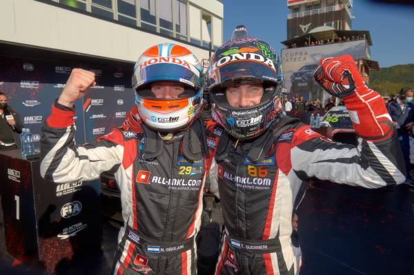 ジロラミとグエリエリが表彰台1-2を獲得。Hondaに再び勝利をもたらす