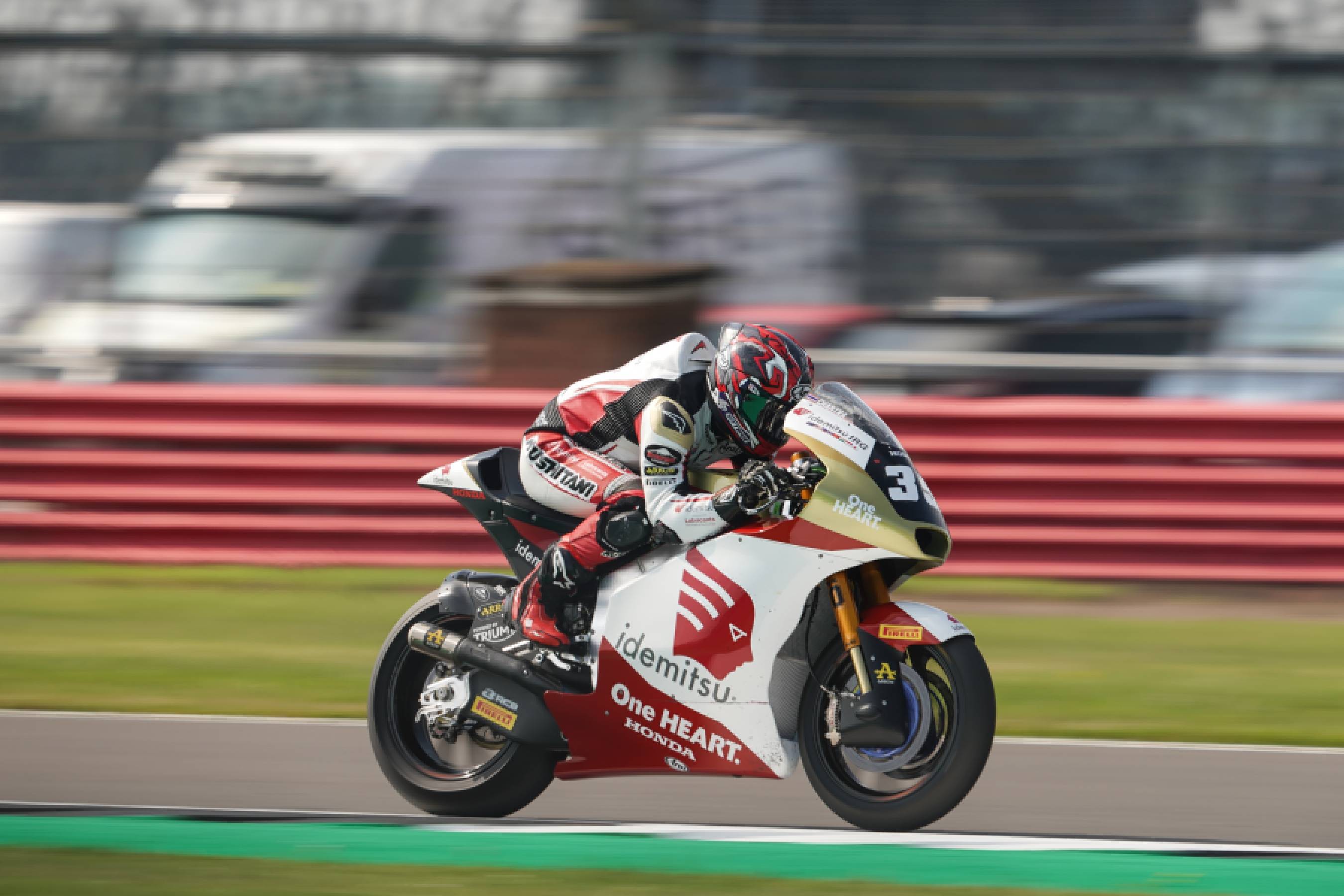 Challenging Saturday at Silverstone for Chantra & Aji