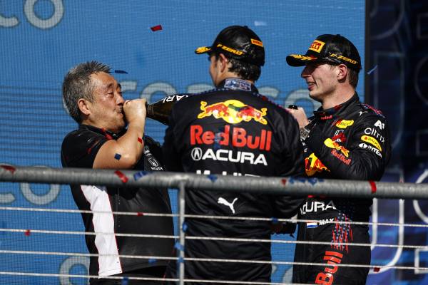 Verstappen Wins Dramatic #USGP At COTA #F1