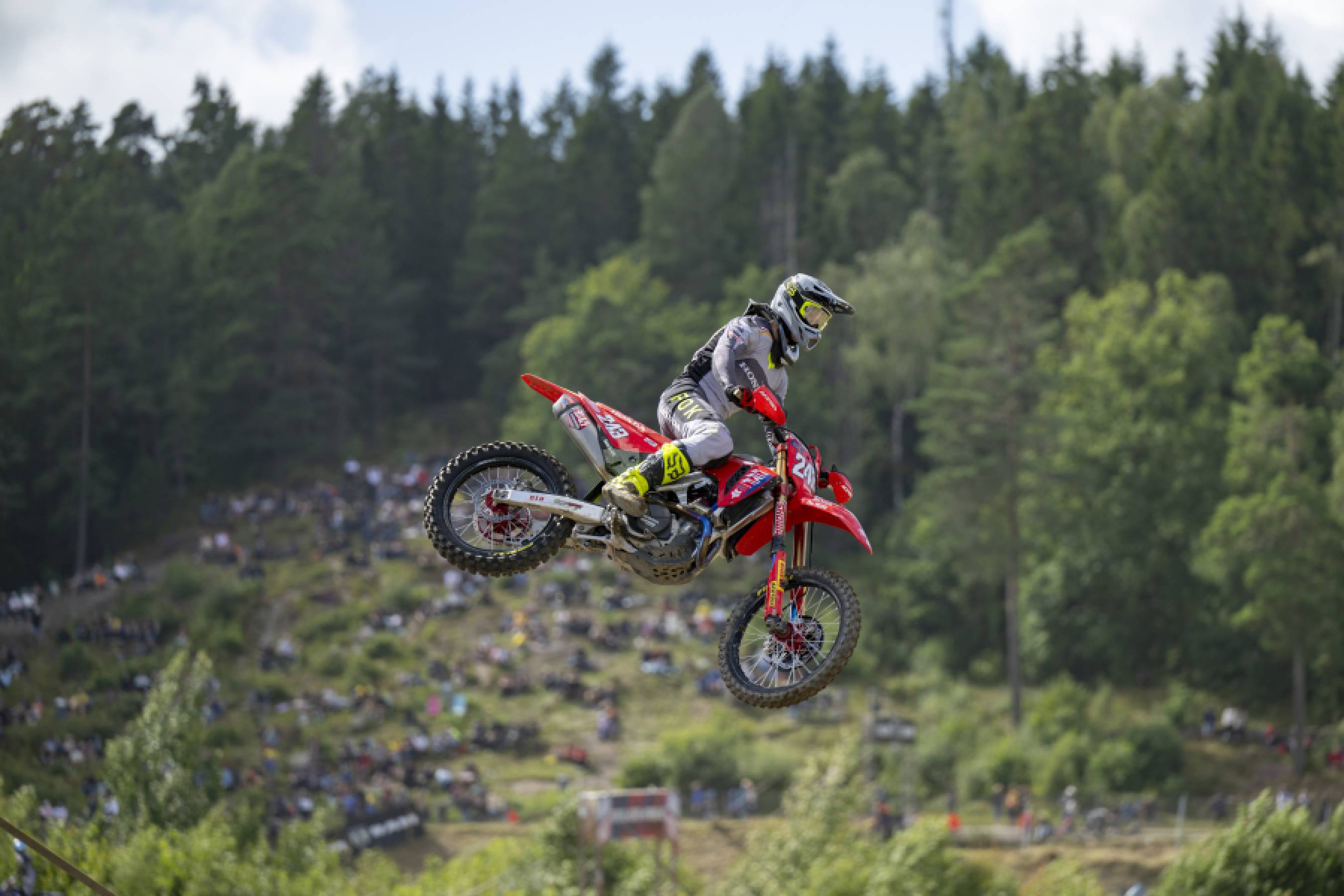 Confident win for Gajser in Swedish qualification as Zanchi also impresses
