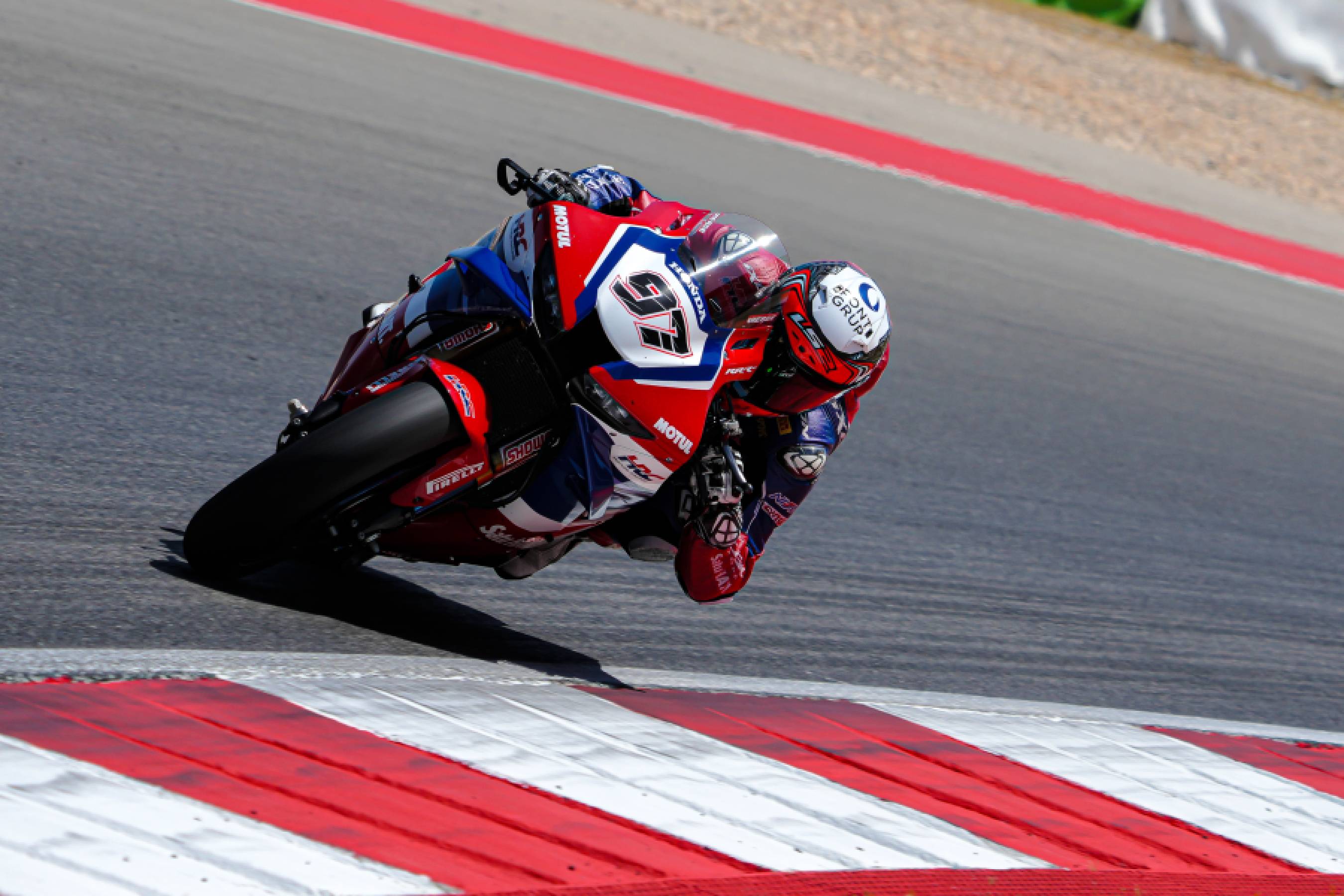 Vierge and Lecuona achieve solid results on Sunday at Portimão