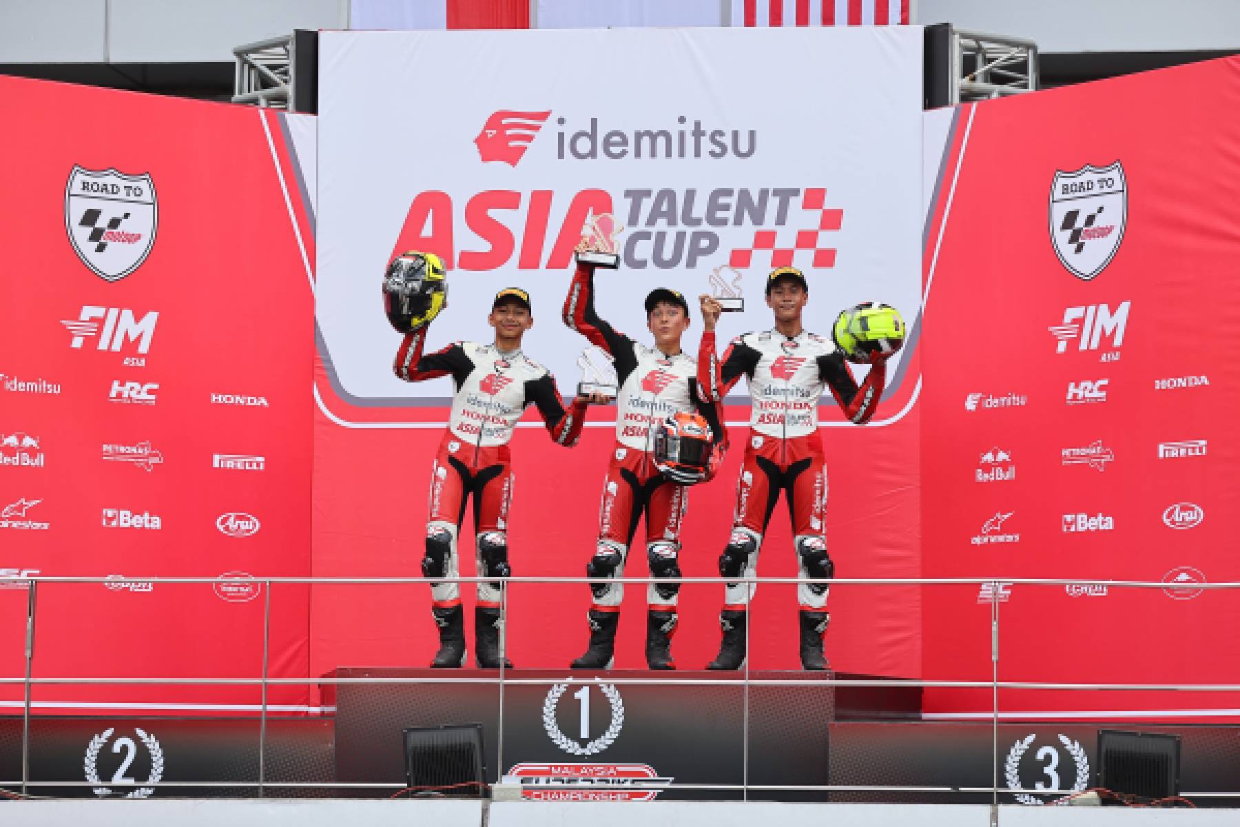 マレーシア大会レース2で三谷が今季3度目の優勝を果たす