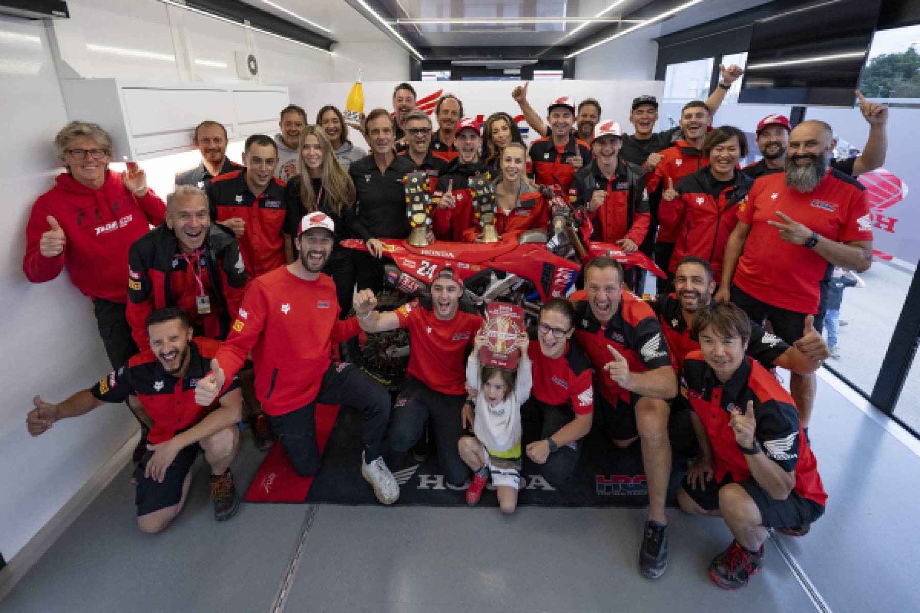 スイスGPでガイザーが今季初の1-1を決めて圧勝