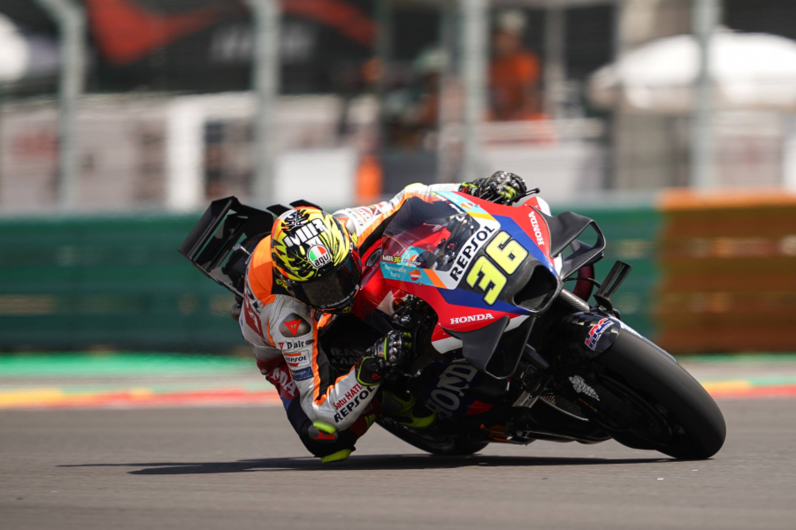 Mir returns to the points as Marini makes the most of Sunday