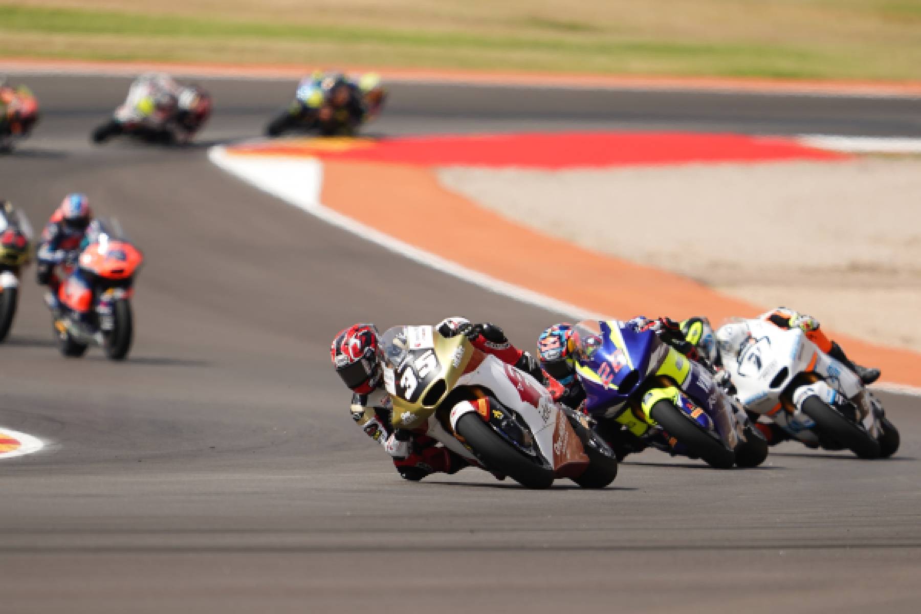 チャントラとアジがアラゴンで貴重なポイントを獲得