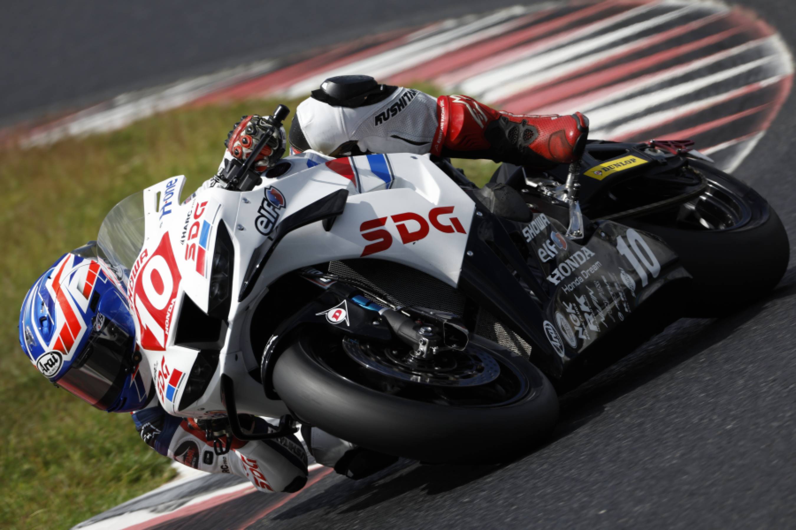 國井がポールポジション、羽田が2番手を獲得