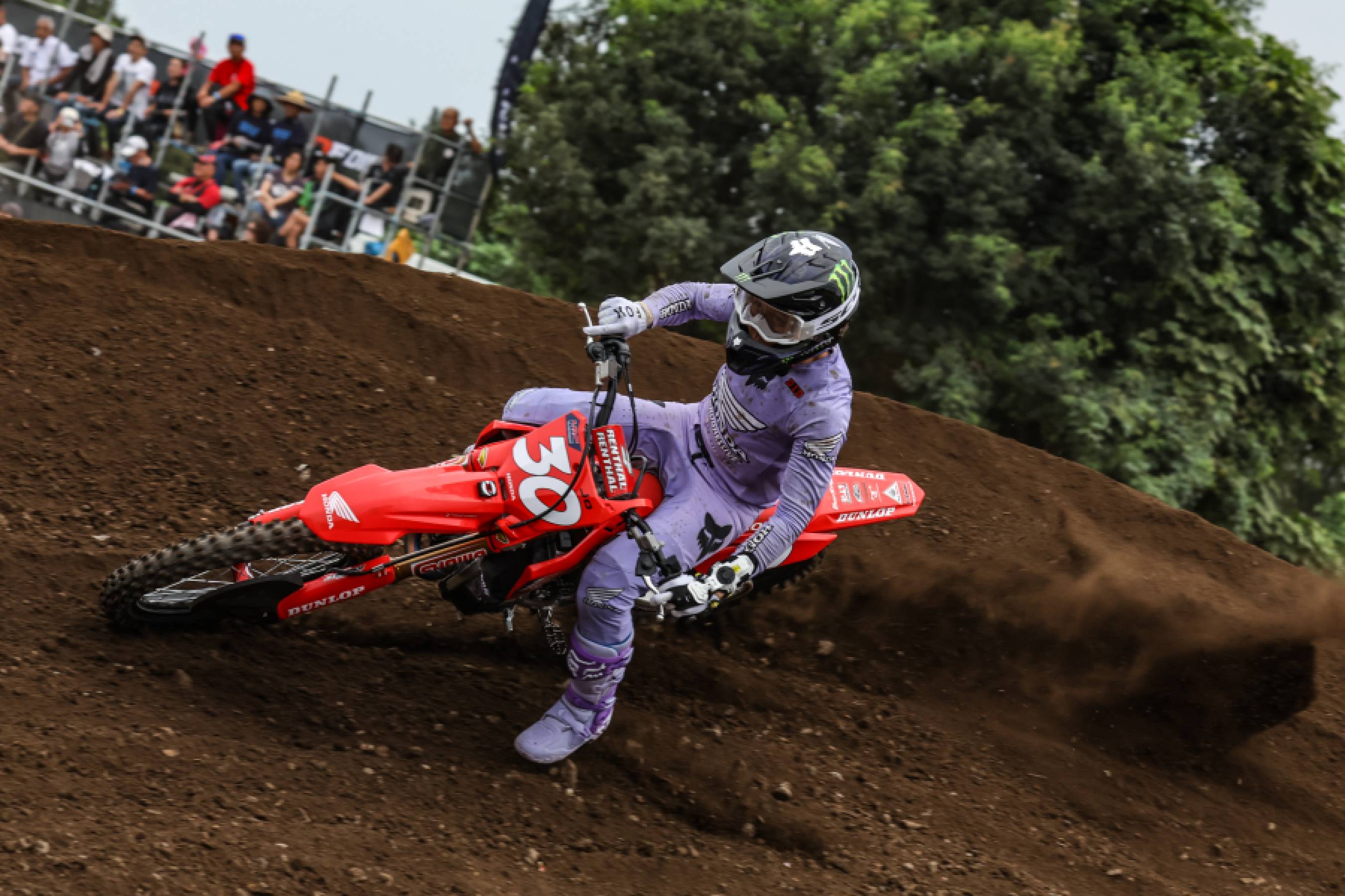 スポット参戦した下田が圧倒的なスピードで総合優勝を果たす