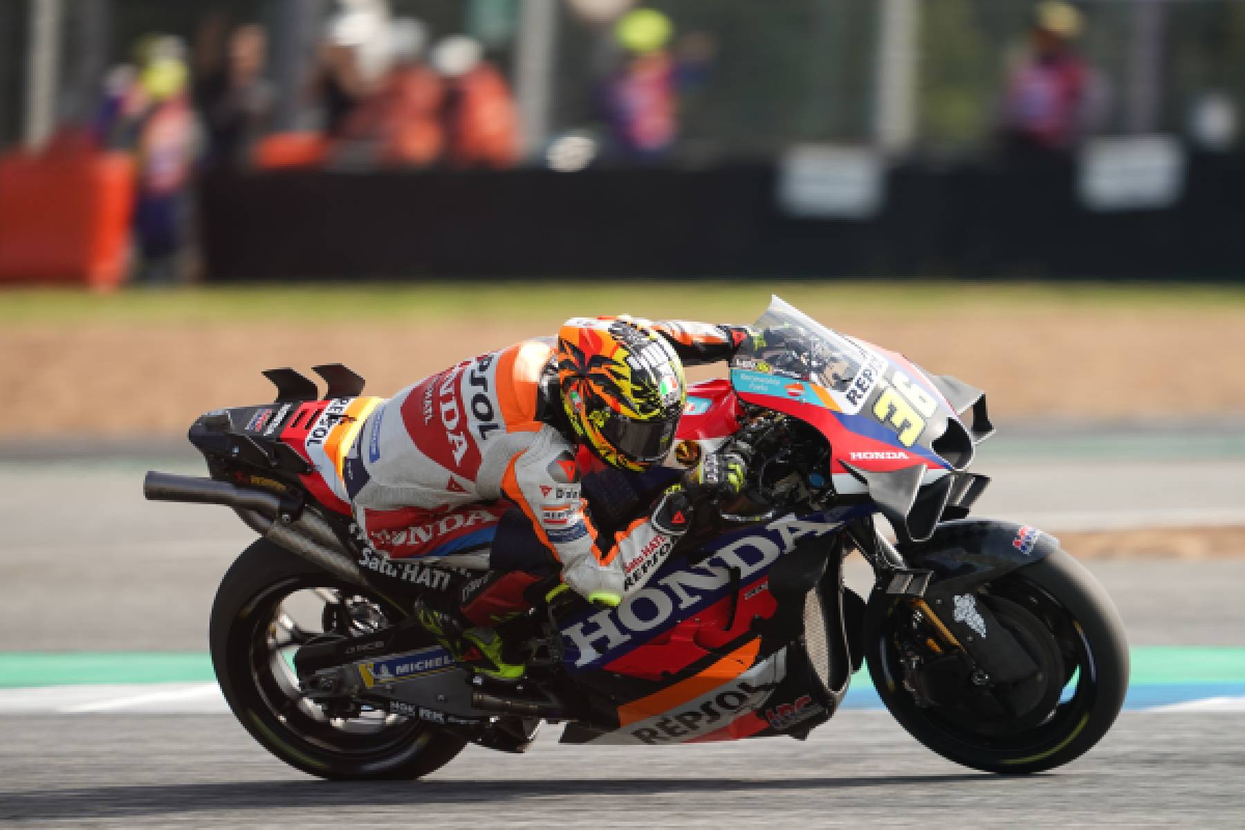 Mir gains seven places in one lap in impressive Buriram Sprint