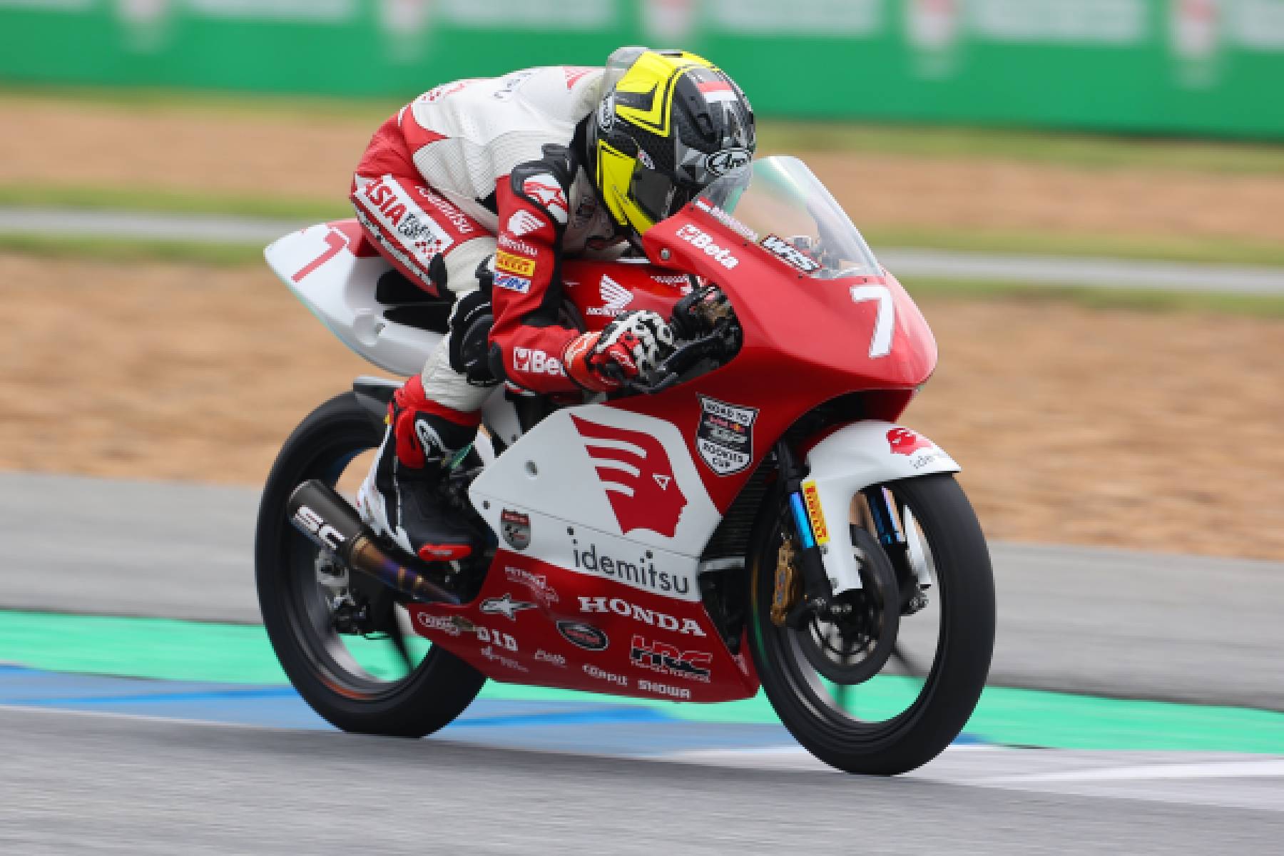 Ramadhipa wins Buriram blockbuster by 0.009s as the title race continues