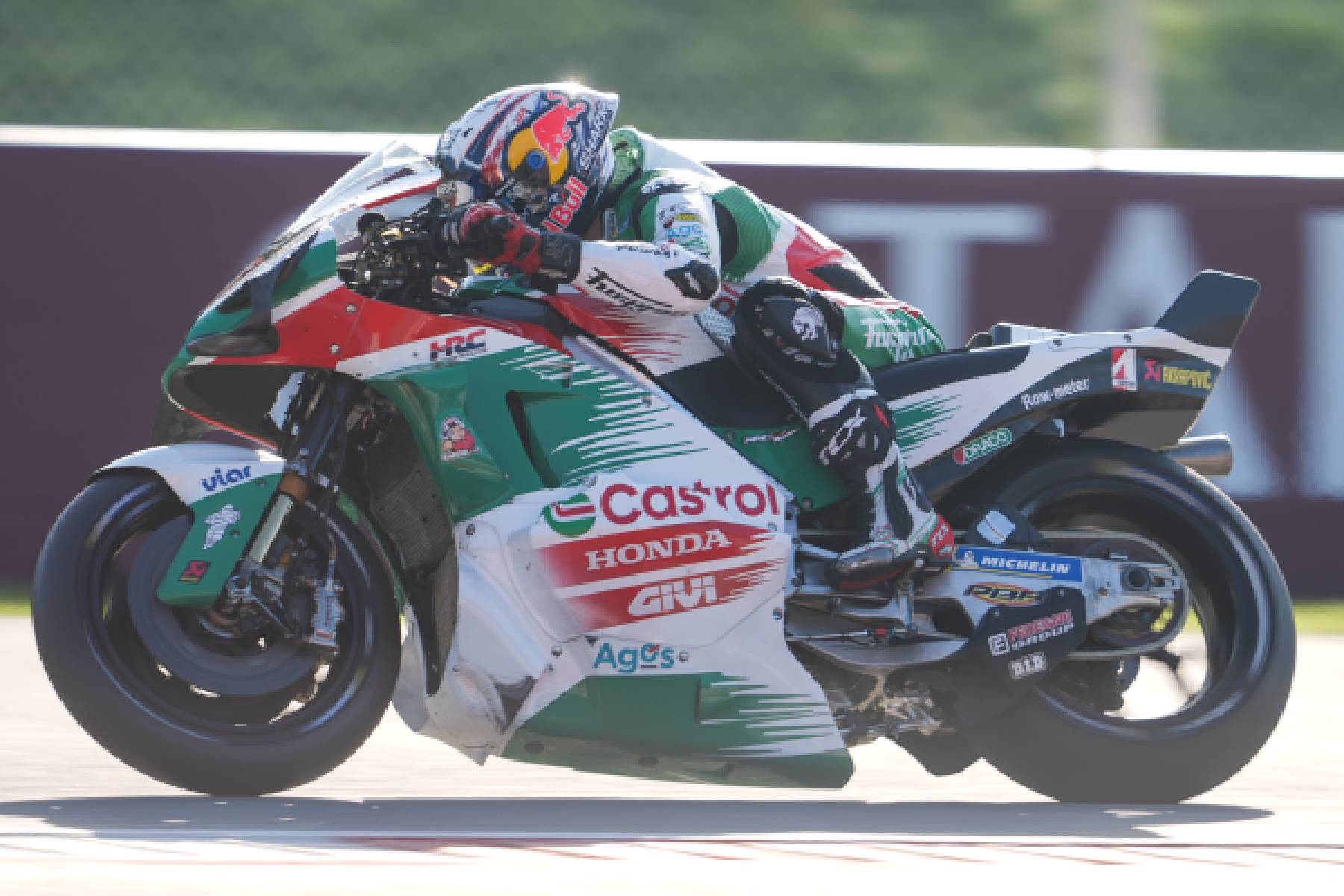 Zarco finishes the Sprint in Barcelona