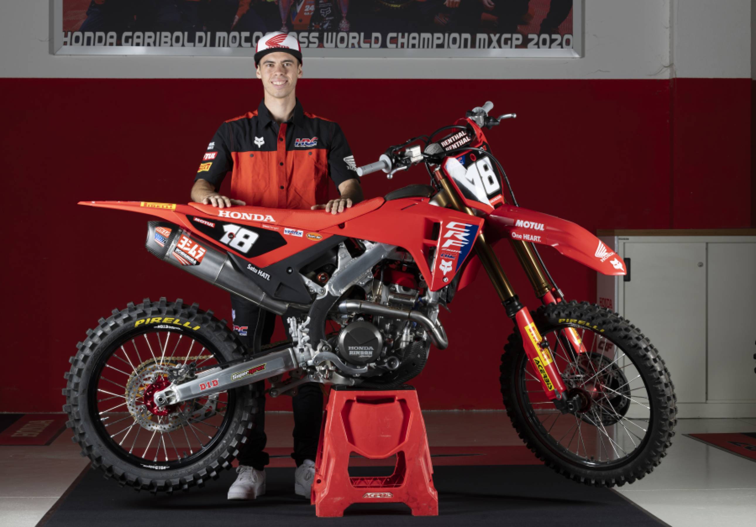 バレリオ・ラタが2025年Team HRC MX2プログラムに加入