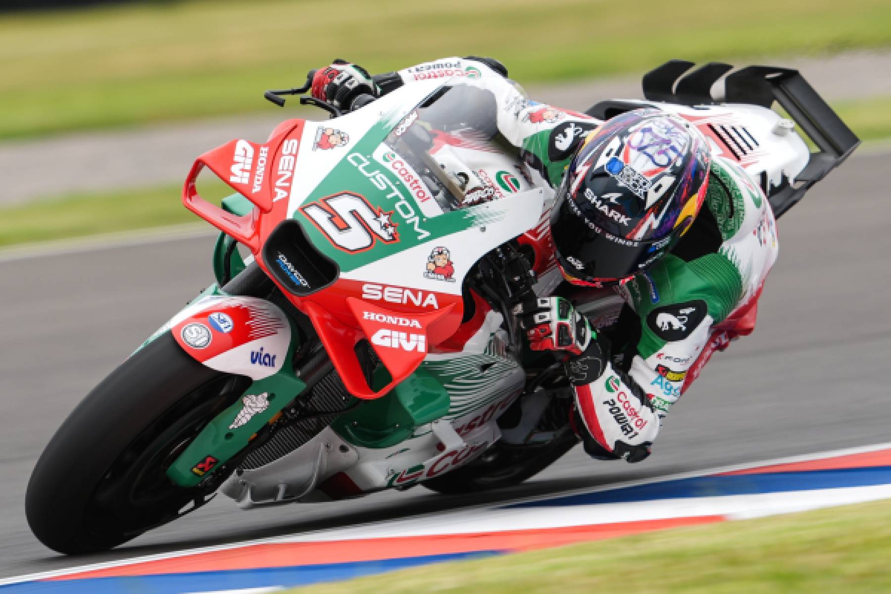 Johann Zarco finishes 7th on Friday, advances directly to Q2