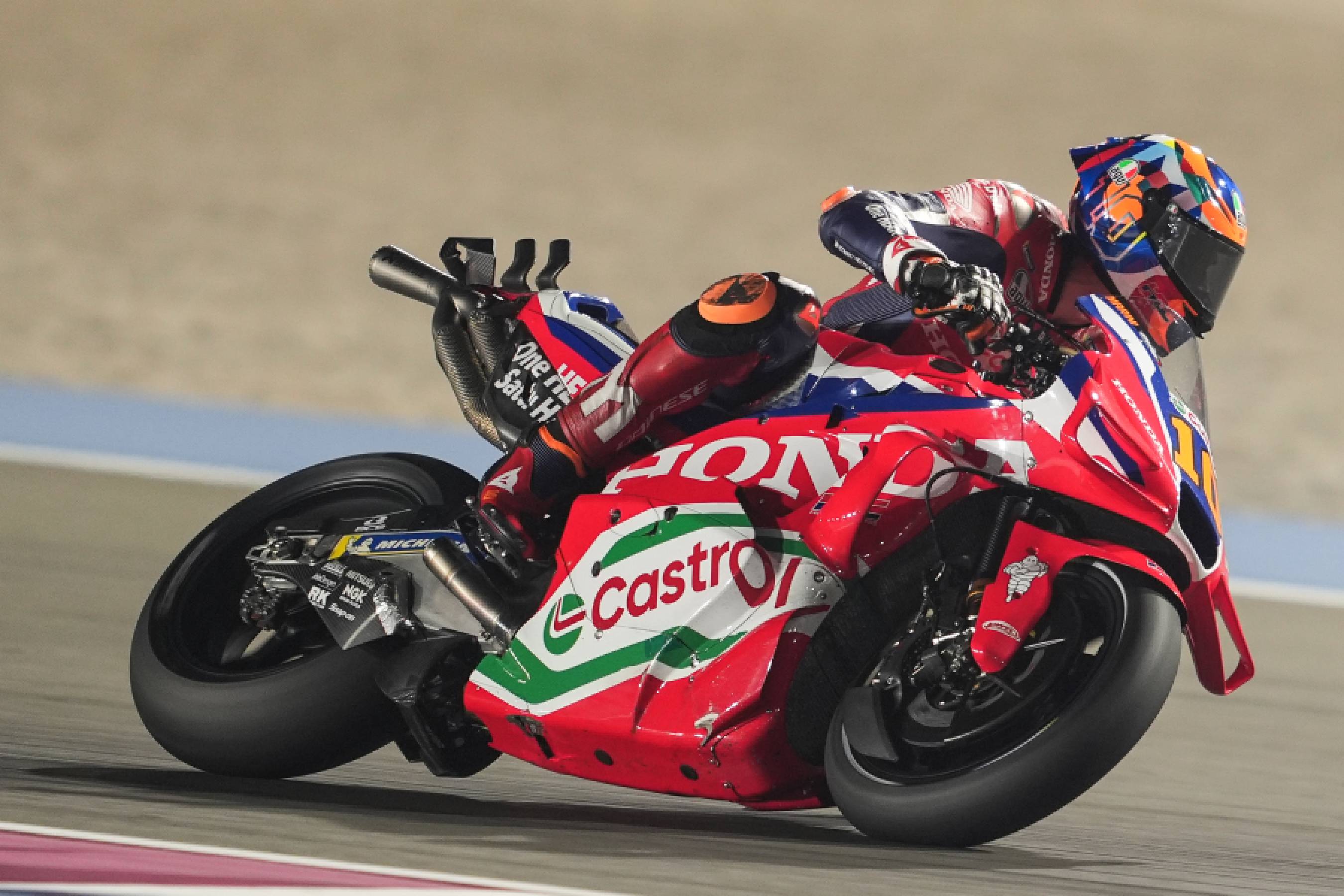 接戦の中、Honda HRC CastrolがカタールGPをスタート