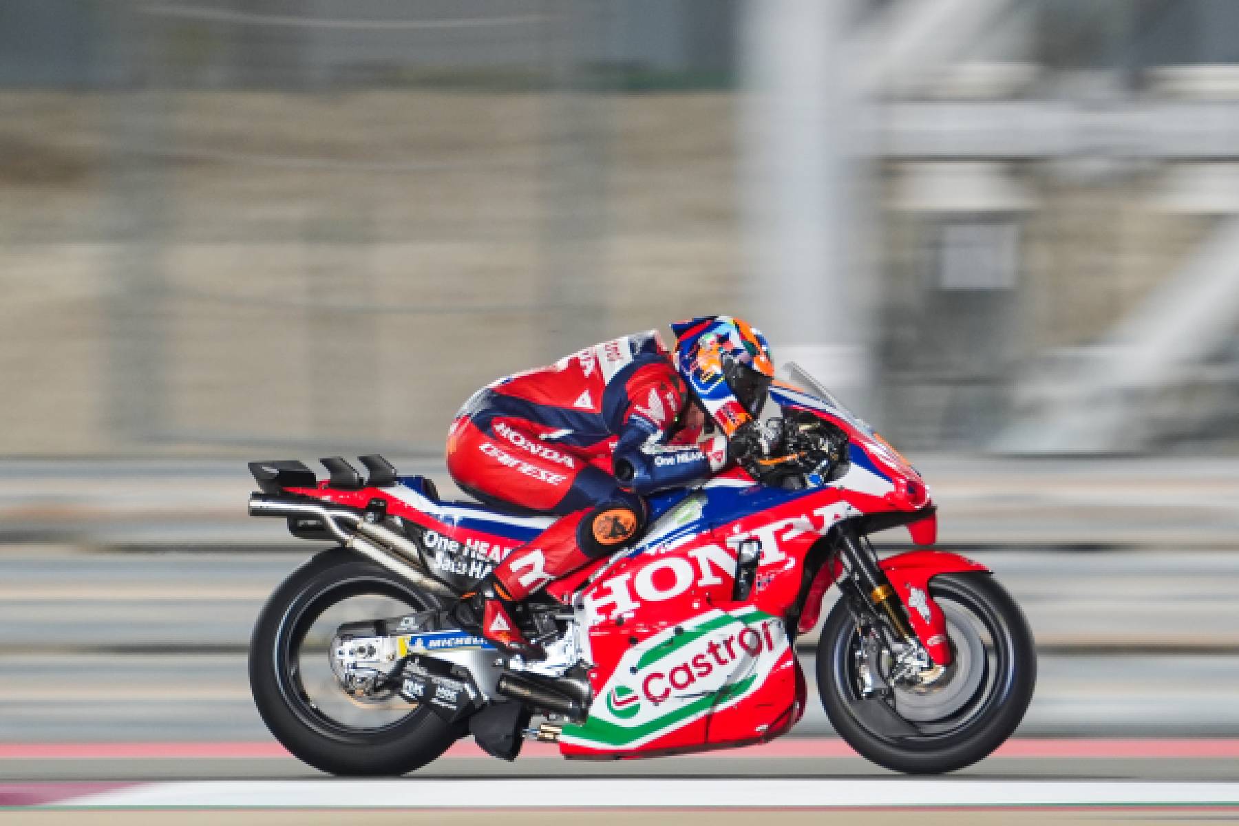 Marini in the spotlight as Mir misses Qatar Sprint