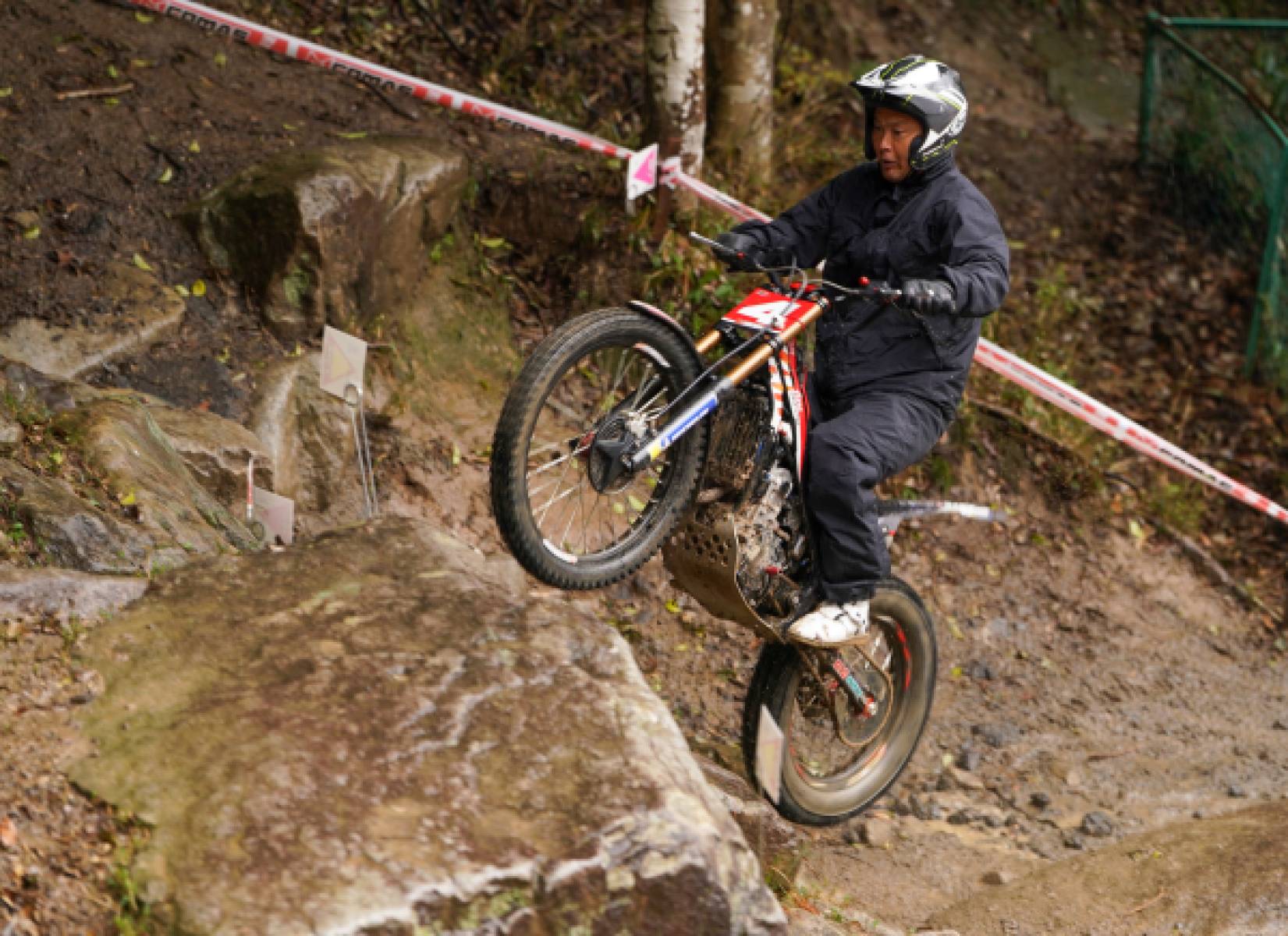 本多が2位、小野が3位で表彰台獲得