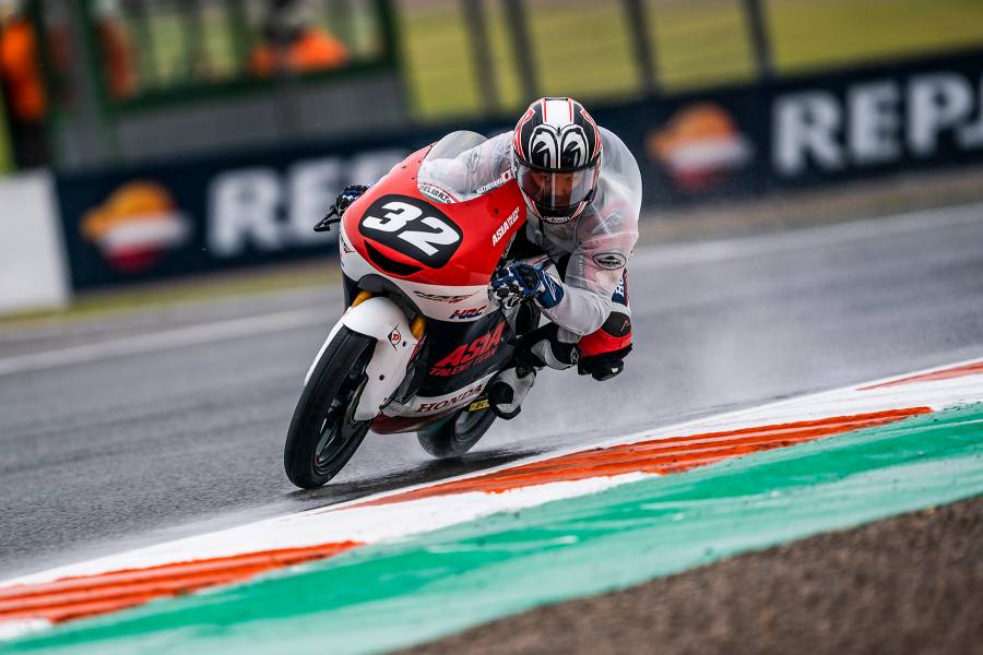 Asia Talent Team riders score points at last round in Valencia