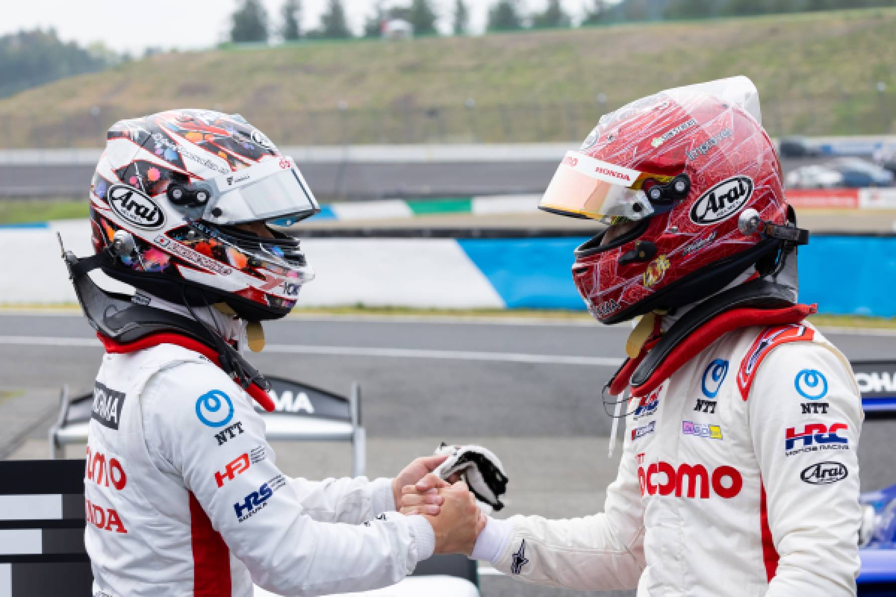 Another 1-2 for DOCOMO TEAM DANDELION RACING: Ohta wins his second race of the year, Makino finishes second