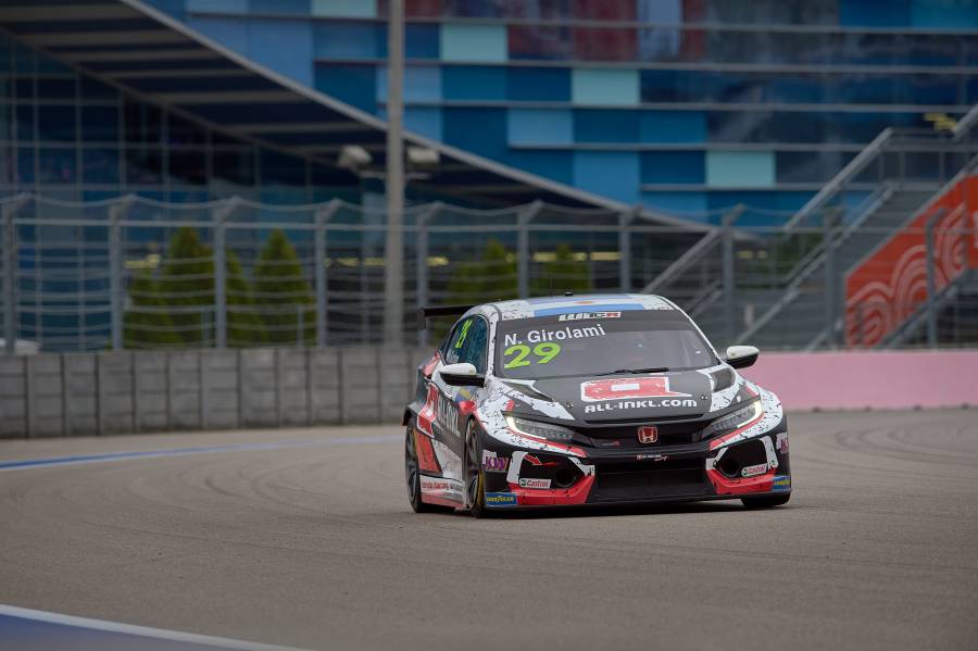 第8戦ロシアの予選でジロラミが3番手、タイトルを狙うグエリエリが6番手