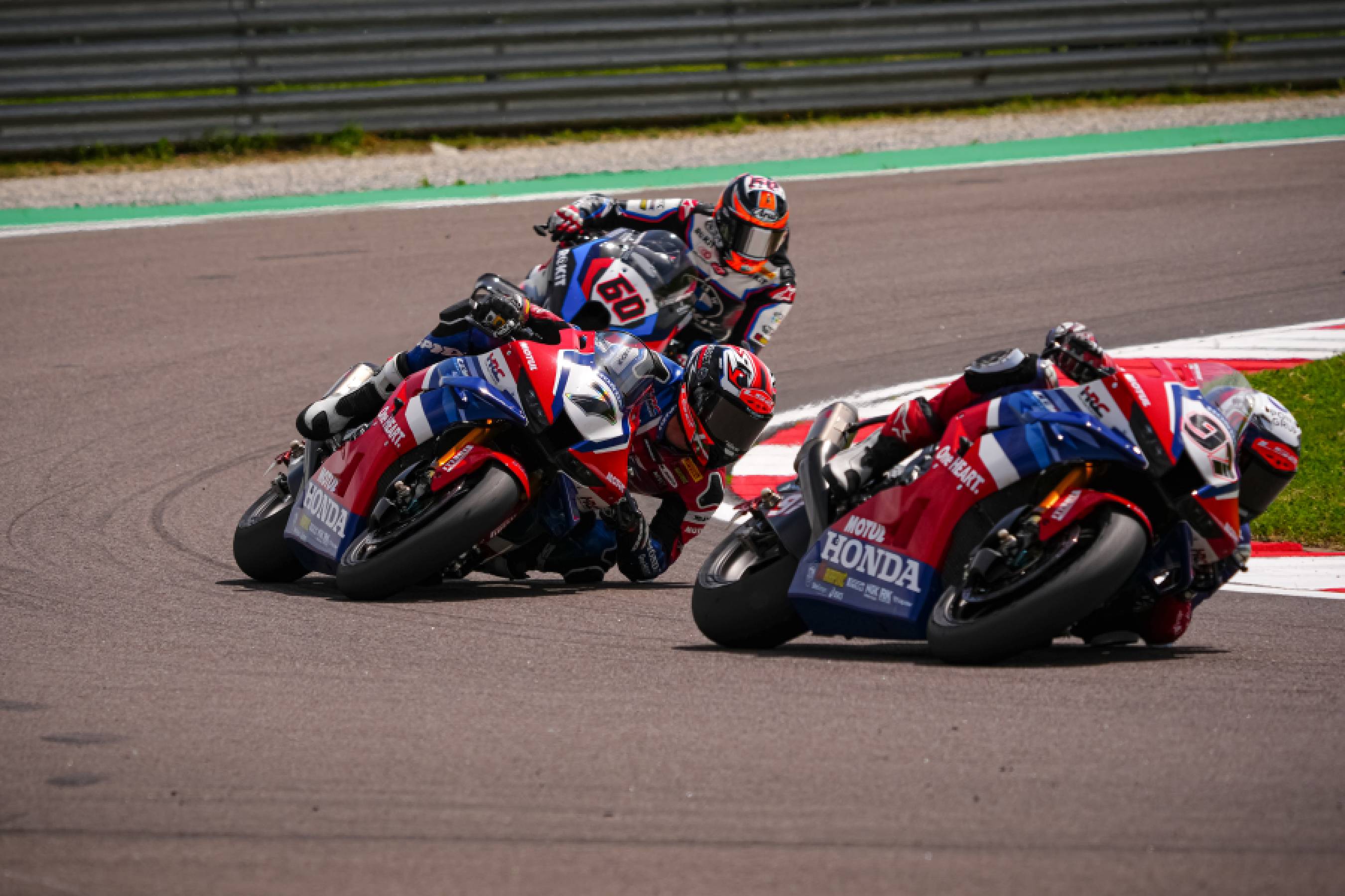 Vierge top 5 in SBK Race 1 at Cremona, Lecuona crashes out from fourth