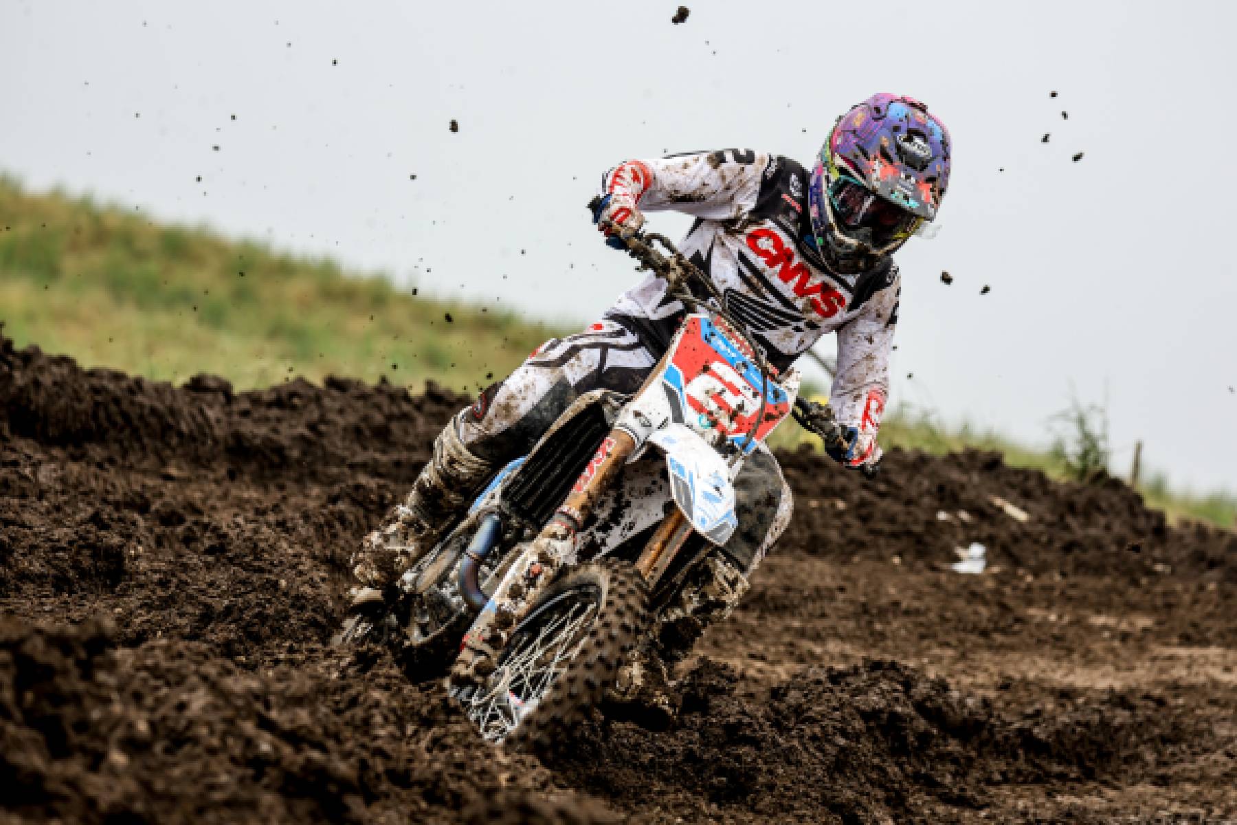 横澤がヒート2とヒート3で3位を獲得し、表彰台に登壇