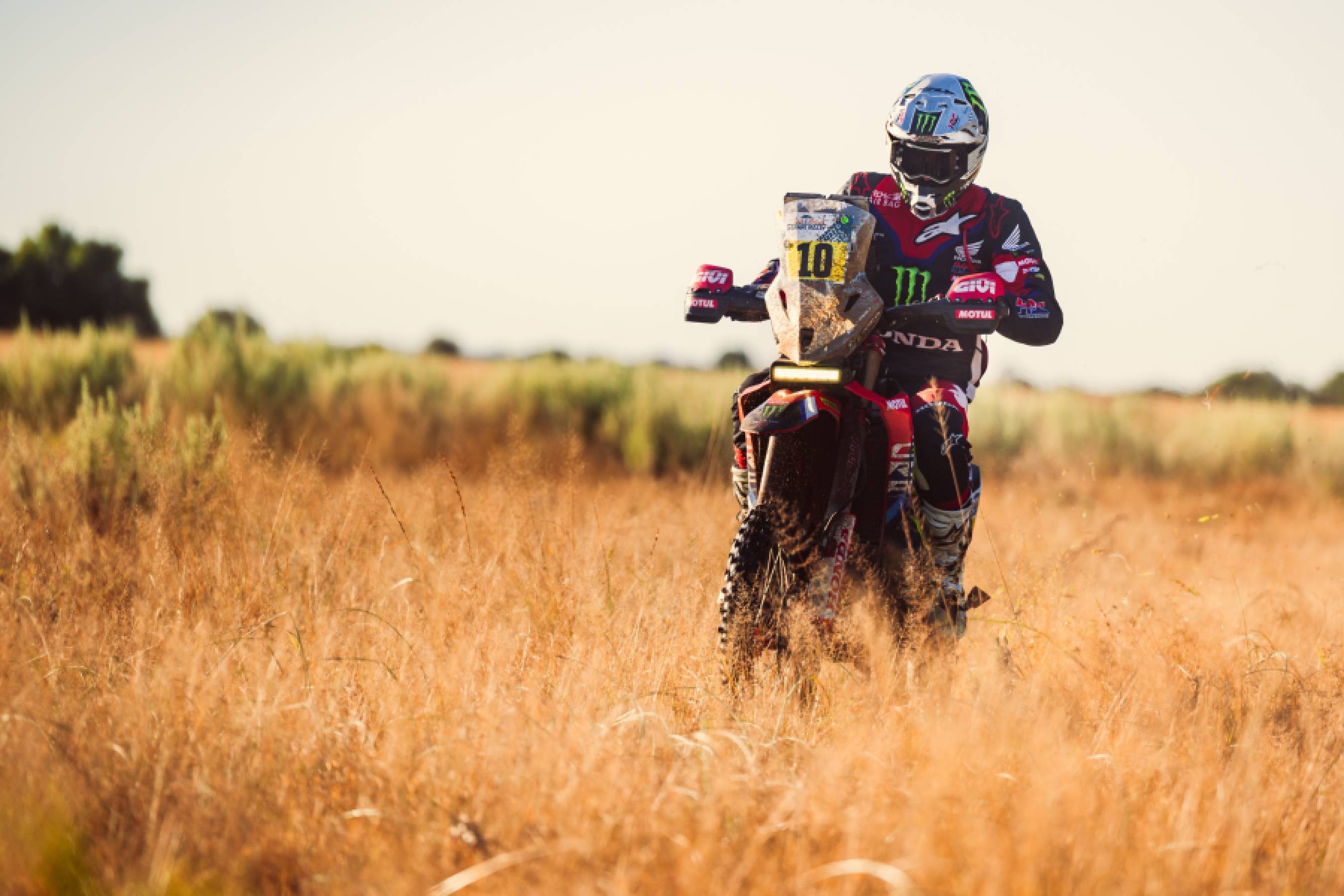 The Monster Energy Honda HRC riders brave the cold and the wild on stage three