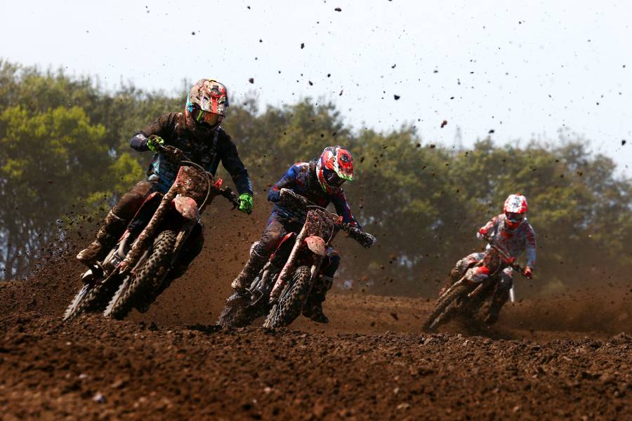 小方誠がヒート2で3位、ヒート3で2位となった