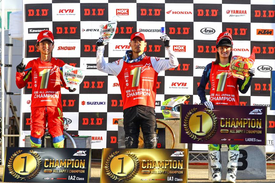 Honda勢は全日本モトクロス選手権3クラスでチャンピオンに輝いた
