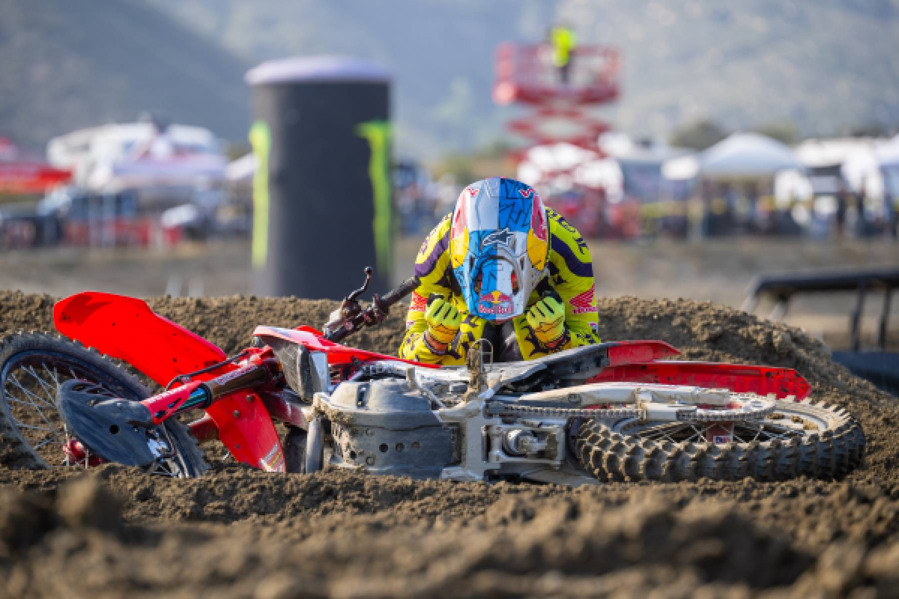 FOXレースウェイでHonda HRC Progressiveが力強い復帰を果たす