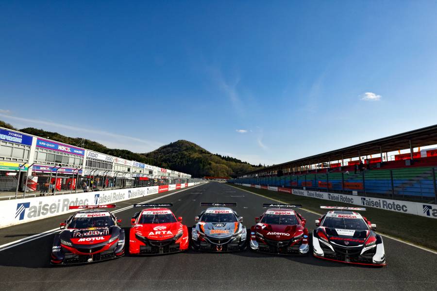 【2021シーズン総集編】NSX-GT勢が8戦中4勝を挙げ、シリーズをリードするもタイトル連覇を逃す