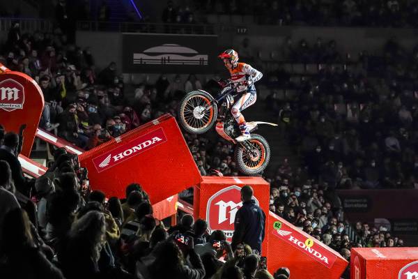 【2021シーズン総集編】2戦のみの短期決戦を連勝したトニー・ボウが15年連続チャンピオンに輝く