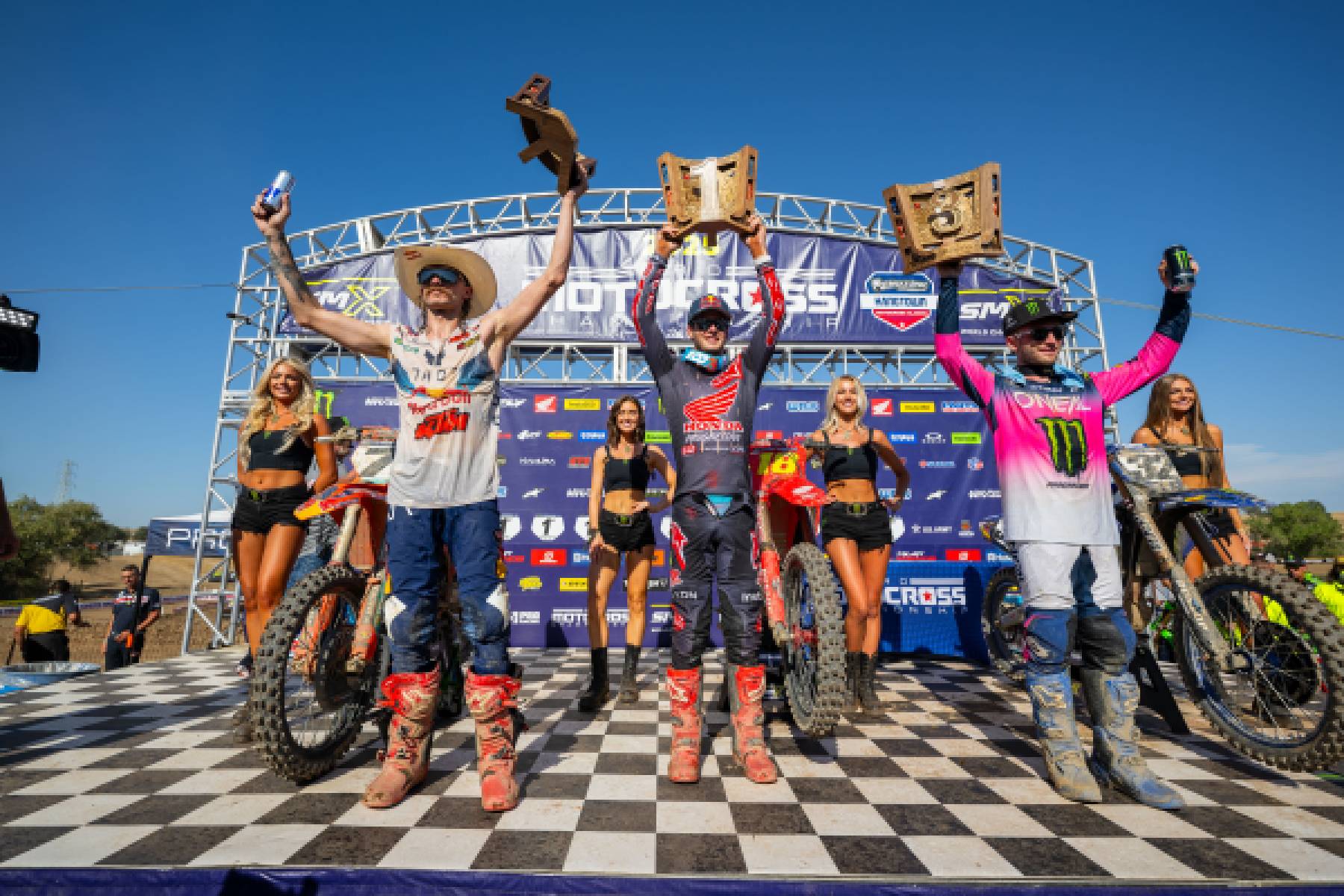 Jett Lawrence Extends Points Lead With Overall Win at Hangtown MX