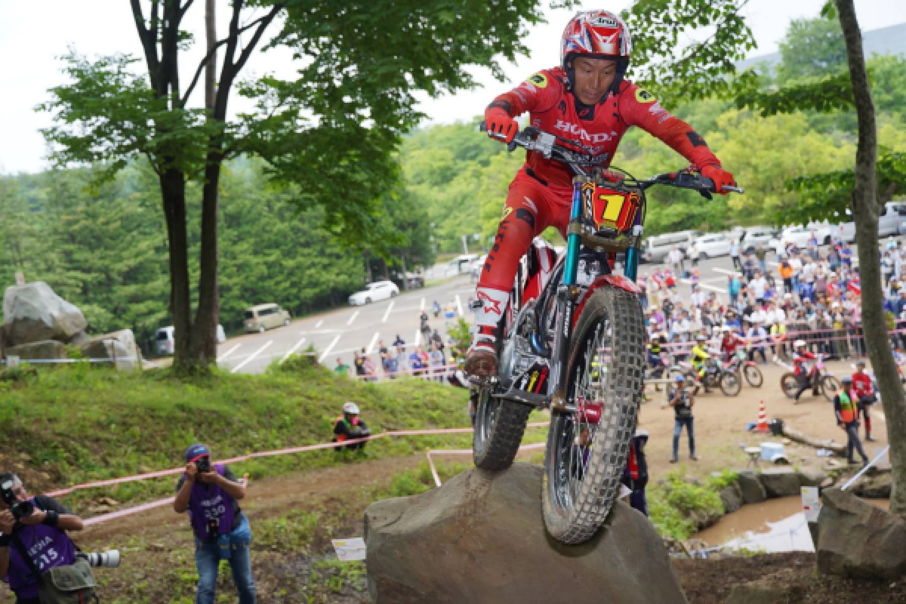 小川が上出来の2位表彰台、武田は8位