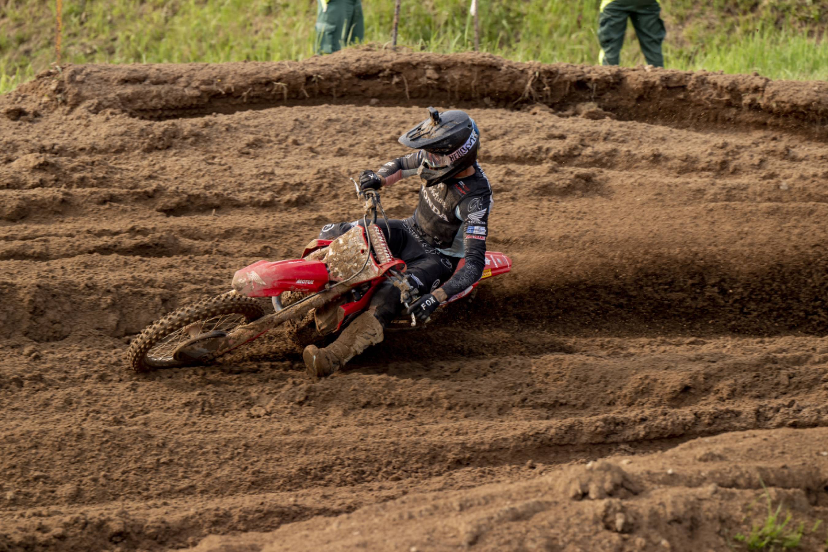 Good points for Fernandez in a tough Latvian GP