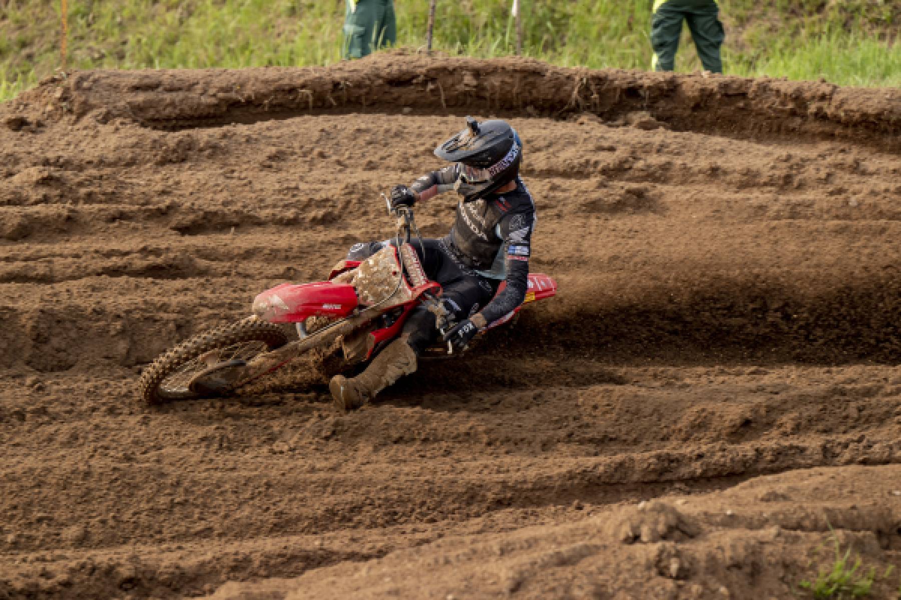 Good points for Fernandez in a tough Latvian GP