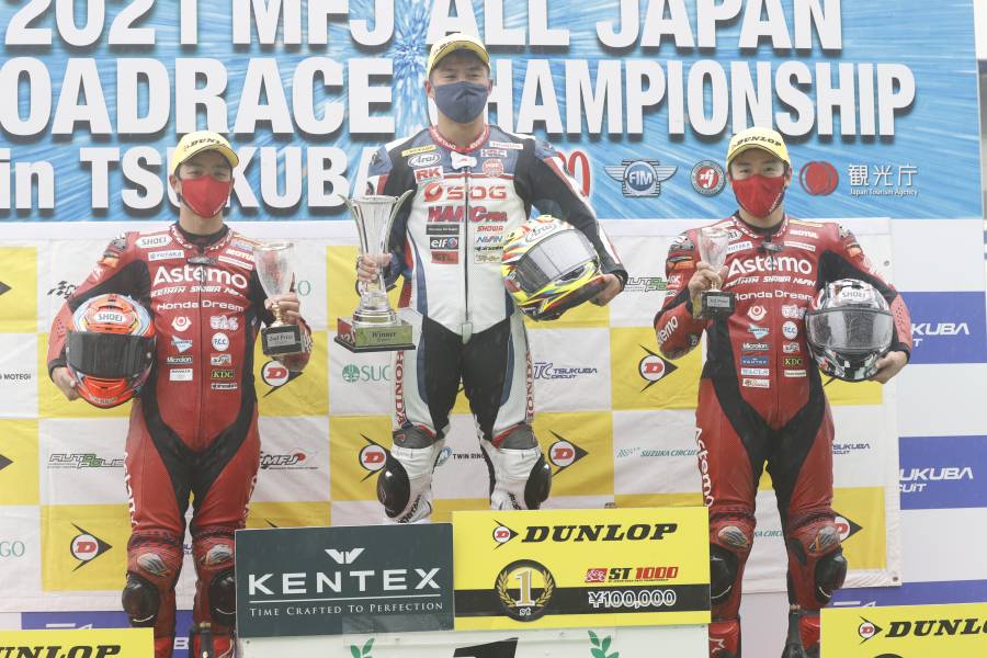 第4戦筑波 榎戸、高橋、作本のCBR1000RR-R勢が表彰台を独占